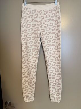NWT Barefoot Dreams Leopard Joggers - Cream & Taupe